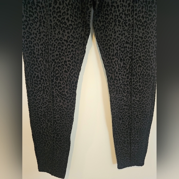 Old Navy Women's Size Large Stevie Pull On Black Leopard Print Pants H-Rise NWT - Picture 3 of 8